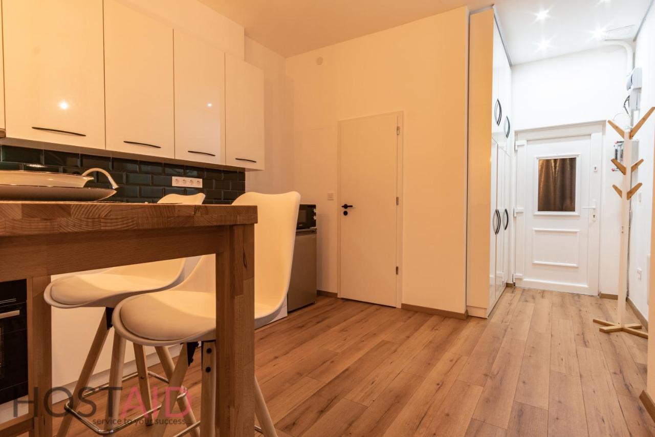 Kd11 Apartment Hostaid Budapest Exterior photo